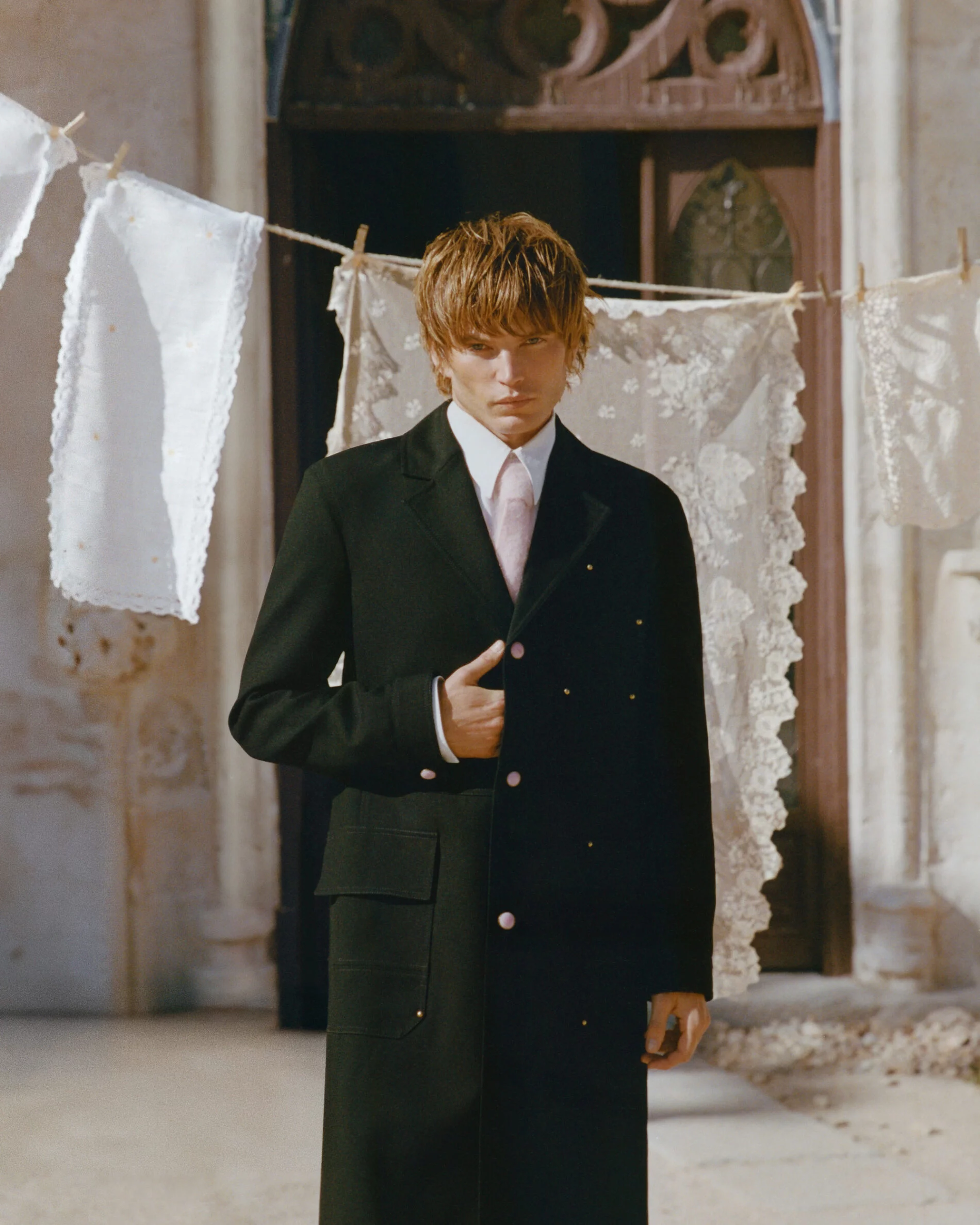 JordanBarret-by-Pepe-Herreros-Risbel-Magazine-6-1900x2375