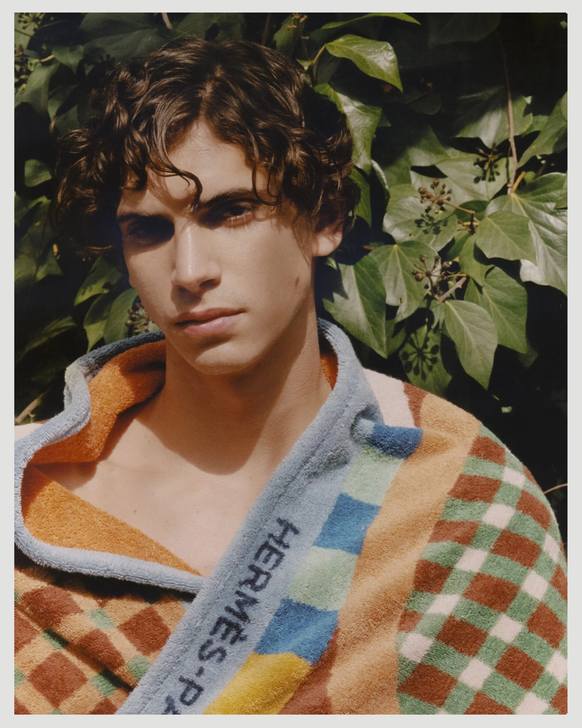 RRSS-RisbelMagazine_Print-12-1900x2376